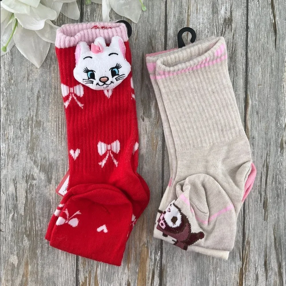 Hello Kitty spread love